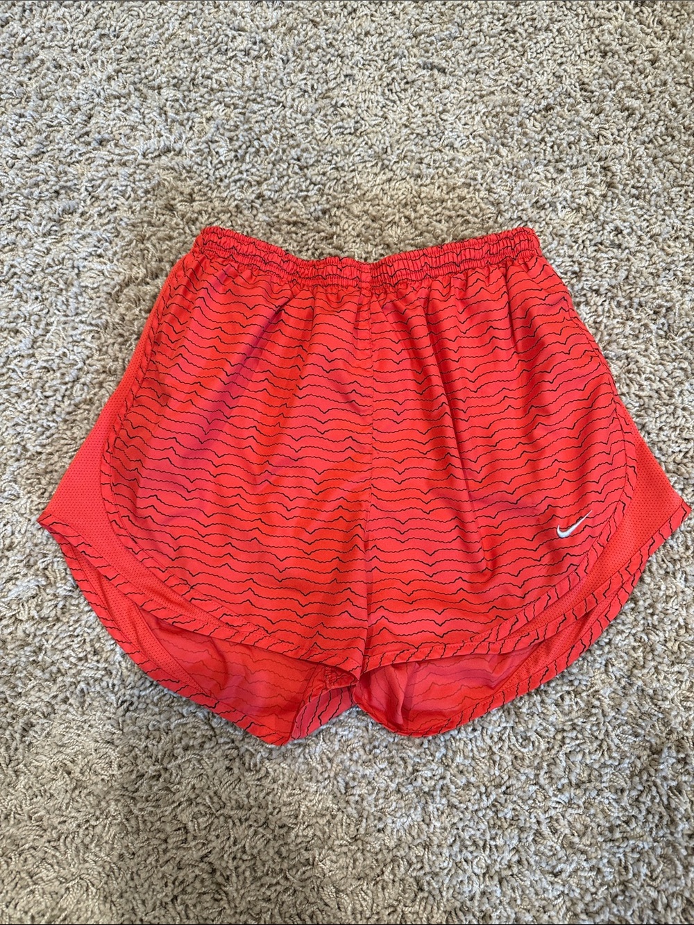 Nike Women's Red Athletic Running Shorts with Wave Print